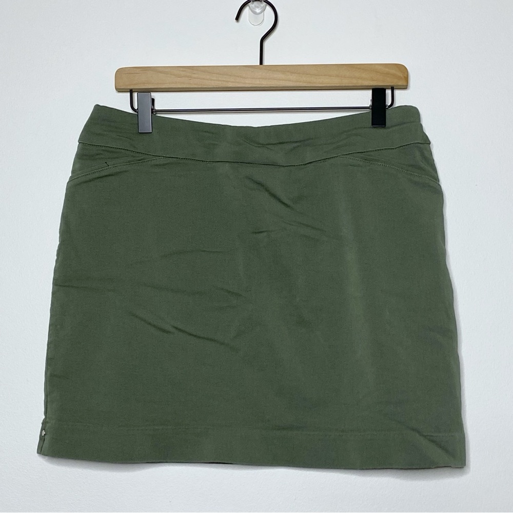 Croft & Barrow Green Skort Size 10 Petite